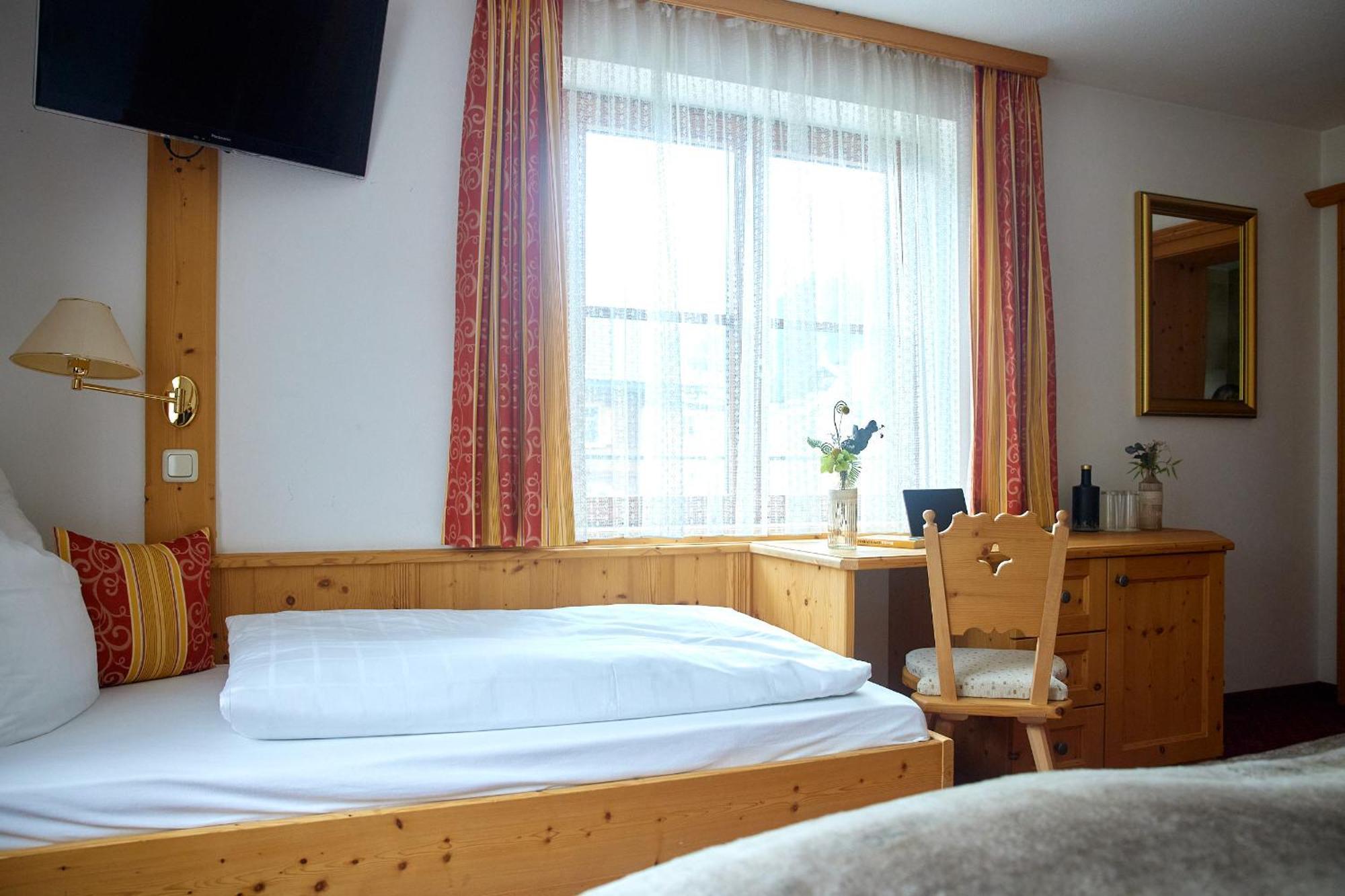 Hotel Montafon Moments Gortipohl Exterior foto